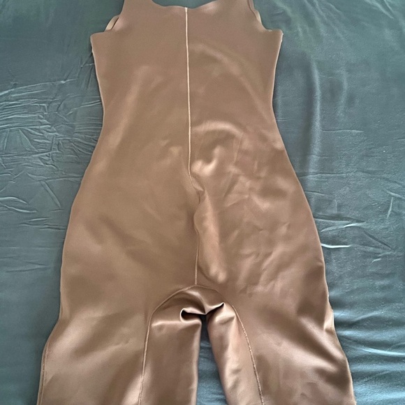 Skinnygirl Chocolate Smoothers & Shapers - Picture 4 of 5